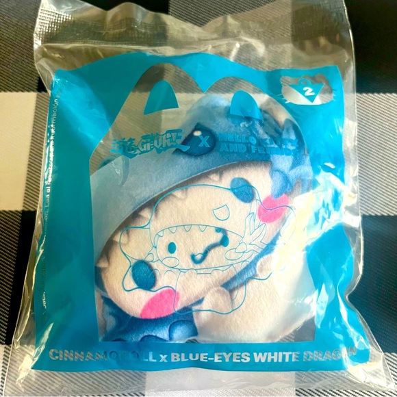 Figurine McDonald's Yu-Gi-Oh! X Hello Kitty - Cinnamoroll En Dragon Blanc Aux Yeux Bleus (Neuve, Scellée)